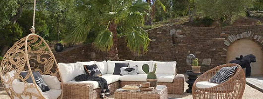 Δημιούργησε το απόλυτο cozy σκηνικό στον κήπο ή… στην ταράτσα του σπιτιού σου!