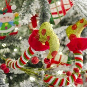 Παιδικό Όνειρο Santa's Little Helpers ολοκληρωμένη διακοσμητική πρόταση με δέντρο με ενσωματωμένο φωτισμό και 100 στολίδια