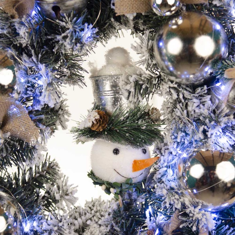 Έτοιμο στολισμένο Χριστουγεννιάτικο στεφάνι χιονισμένο Christmas Snowman με led φωτάκια 60 εκ