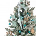Little North Pole στολισμένο χριστουγεννιάτικο δέντρο με LED σε αποχρώσεις μέντας και πετρόλ, ξύλινες λεπτομέρειες και φωτάκια LED 75 εκ Little North Pole στολισμένο χριστουγεννιάτικο δέντρο με LED σε αποχρώσεις μέντας και πετρόλ, ξύλινες λεπτομέρειες και φωτάκια LED 75 εκ