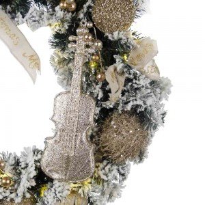 The sound of music Έτοιμο στολισμένο Χριστουγεννιάτικο στεφάνι χιονισμένο με led φωτάκια 60 εκ