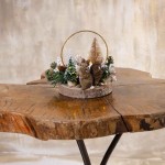 Christmas Whispers Χριστουγεννιάτικο επιτραπέζιο διακοσμητικό σε φυσικό ξύλινο κορμό με σκιουράκι 20x22x21 εκ
