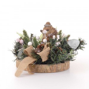 Festive Woods Χριστουγεννιάτικη επιτραπέζια σύνθεση με σκαντζοχοιράκι σε φυσικό ξύλινο κορμό 23x21x19 εκ