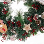Gingerbread Dreams Έτοιμο στολισμένο Χριστουγεννιάτικο στεφάνι με led φωτάκια 60 εκ