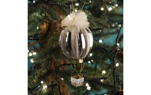 Χριστουγεννιάτικο κρεμαστό στολίδι αερόστατου από γυαλί σε λευκή και χρυσή απόχρωση με τούλι 15 εκ