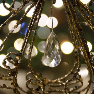 Κορυφή Χριστουγεννιάτικου δέντρου σε σχήμα αγγέλου σε σαμπανί απόχρωση με χρυσόσκονη και πέρλες 25 εκ