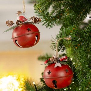 Χριστουγεννιάτικα κρεμαστά κουδουνάκια από μέταλλο σε κόκκινη απόχρωση σετ των δύο