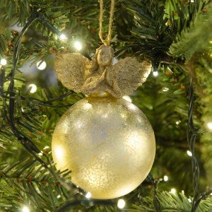 Χριστουγεννιάτικη μπάλα γυάλινη με αγγελάκι διακοσμητικό στην κορυφή σε χρυσή απόχρωση σετ των δύο 8 εκ