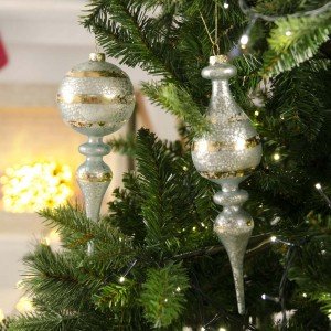 Στολίδια Χριστουγεννιάτικα κρεμαστά σε δύο σχέδια ανοιχτό γαλάζιο από γυαλί σετ των δύο 24 εκ
