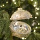 Romantic Χριστουγεννιάτικη μπάλα με πέρλες ανάγλυφη και ανοιγόμενη σε χρυσή απόχρωση 8 εκ