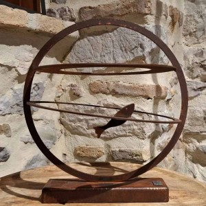 Aquarium χειροποίητο επιτραπέζιο μεταλλικό διακοσμητικό με ενυδρείο σε καφέ απόχρωση σκουριάς 29x26x26 εκ