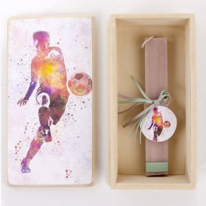 Πασχαλινή λαμπάδα αρωματική με θέμα Ποδόσφαιρο και ξύλινο χειροποίητο κουτί 25x13x7 εκ