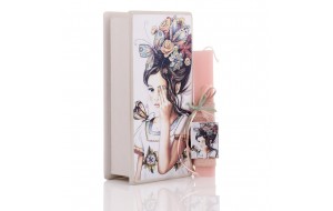 Πασχαλινή αρωματική λαμπάδα κορίτσι με πεταλούδες και κουτί χειροποίητο ξύλινο 25x13x7 εκ