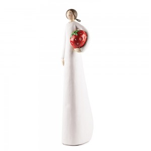 Διακοσμητική φιγούρα κοπέλας από πολυρεζίνη με λευκό φόρεμα και φράουλα 12.5x20x63 εκ