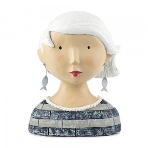 Διακοσμητική φιγούρα κοπέλας με λευκά μαλλιά και σκουλαρίκια ψαράκια από πολυρεζίνη 18x8x25 εκ