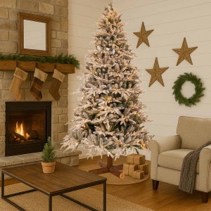 Jersey Pine Pre-Lit χριστουγεννιάτικο δέντρο με χιονισμένα πράσινα φύλλα και 1000 ενσωματωμένα LED με ύψος 240 εκ