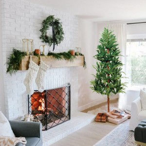 Χριστουγεννιάτικο δέντρο EchoOlia slim με mix κλαδιά και ύψος 200 εκ