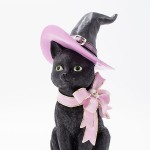Διακοσμητική γατούλα Halloween σε μαύρη απόχρωση με ροζ καπελάκι 16x15x30 εκ