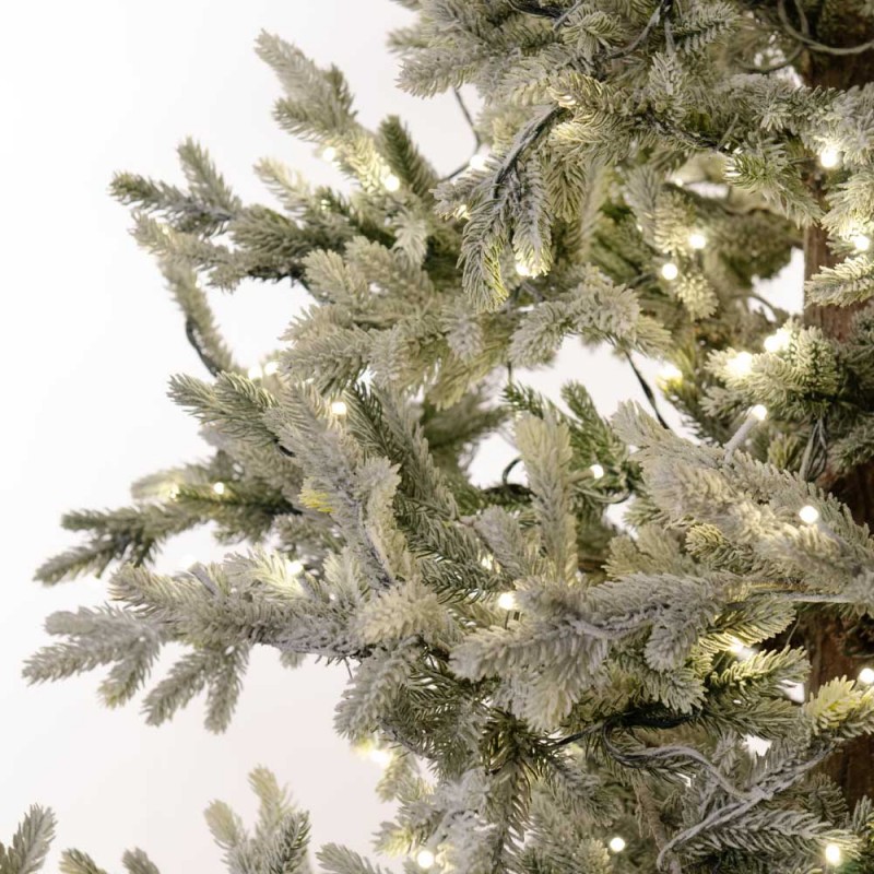 EchoNatural Forest Frost  Χριστουγεννιάτικο δέντρο παγωμένο full plastic με ενσωματωμένα 500 λαμπάκια και ύψος 230 εκ