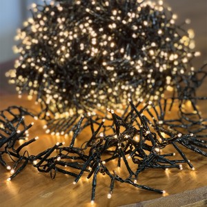 2200 led λαμπάκια σε σειρά με πράσινο καλώδιο IP44 με σταθερό φωτισμό και μπρονζέ θερμό φως 22 μέτρα