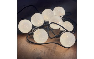 10 led λάμπες σε σειρά με μάυρο καλώδιο IP44 με 8 προγράμματα φωτισμού και θερμό λευκό φως 5 μέτρα