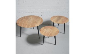 Ξύλινο βοηθητικό τραπέζι με μεταλλικά μαύρα πόδια σετ τριών τεμαχίων 