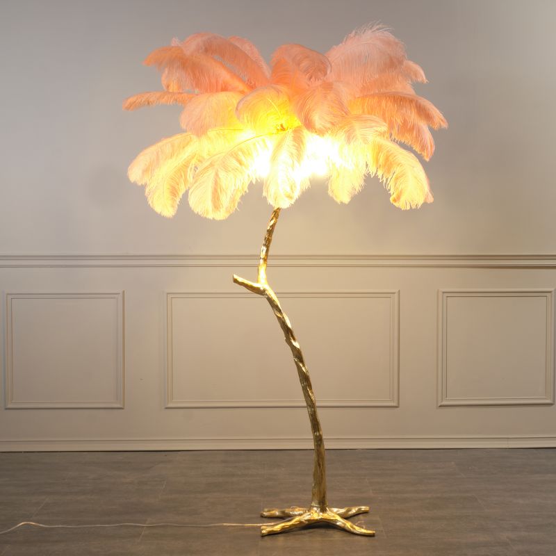 Ostrich επιδαπέδιο φωτιστικό με ροζ φύλλα σε χρυσή βάση 120x170 εκ