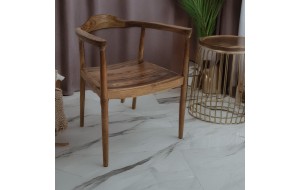 Munggur ξύλινη καρέκλα με μπράτσα σε φυσική καρυδί απόχρωση 58x50x70 εκ