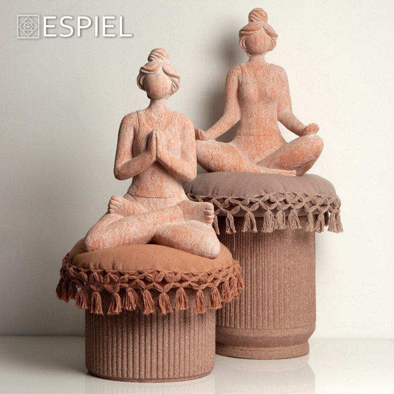 Κεραμική διακοσμητική φιγούρα σε στάση yoga σε μπεζ απόχρωση 38x23x50 εκ
