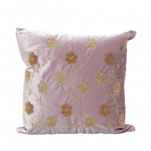 Υφασμάτινο romantic μαξιλάρι σε ροζ χρώμα με χρυσό σχέδιο 45 εκ