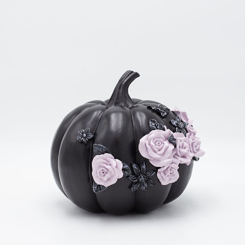 Διακοσμητική κολοκύθα Halloween σε μαύρη απόχρωση με διακόσμηση ροζ τριαντάφυλλα 21x22x19 εκ