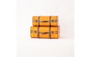 Ξύλινες βαλίτσες σετ των δύο σε ταμπά απόχρωση σε δύο διαστάσεις