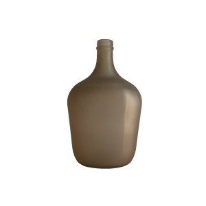 Vetro γυάλινο διακοσμητικό βάζο με σχήμα μπουκαλιού σε καφέ ματ χρώμα 18x30 εκ