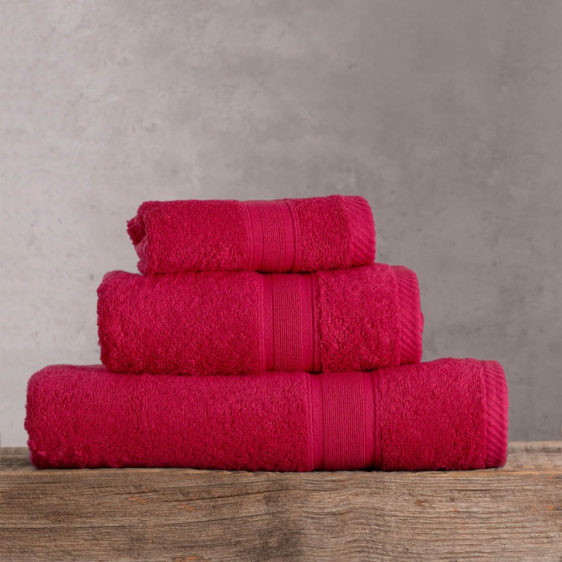 Illusion βαμβακερή πετσέτα σε κερασί χρώμα σετ τριών τεμαχίων 30x50 / 50x90 / 70x140 εκ