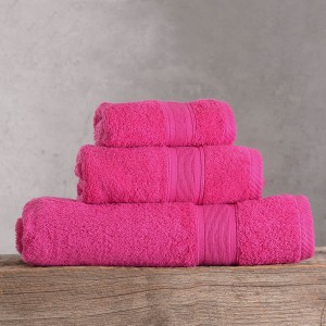 Illusion βαμβακερή πετσέτα σε φούξια χρώμα σετ πέντε τεμαχίων 30x50 / 50x90 / 70x140 εκ