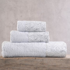 Amara βαμβακερή πετσέτα σε γκρί χρώμα σετ τριών τεμαχίων 30x50 / 50x90 /80x150 εκ