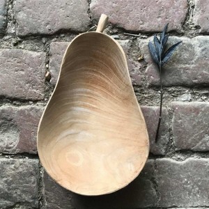Ξύλινο μπωλ σε σχήμα αχλάδι σε φυσικό χρώμα 14 εκ