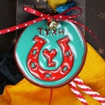 Κεραμικό γούρι με πέταλο