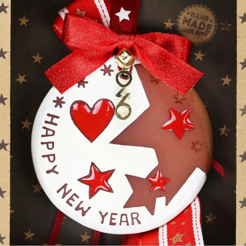 Χριστουγεννιάτικο χειροποίητο γούρι 2026 με κεραμικό στολίδι με αστέρια 30 εκ