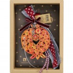 Χριστουγεννιάτικο γούρι 2026 χειροποίητο από ανακυκλωμένα περιοδικά σε σχήμα ρόδι