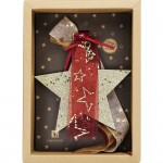 Χριστουγεννιάτικο χειροποίητο ξύλινο γούρι 2026 με σχήμα αστεριού και γκλίτερ διακόσμηση σε χρυσό χρώμα 33 εκ