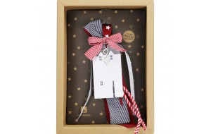 Χριστουγεννιάτικο χειροποίητο ξύλινο γούρι με σχήμα σπιτιού 33 εκ