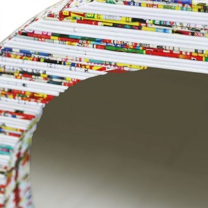 Στρογγυλός καθρέπτης από ανακυκλωμένα περιοδικά 60x4 εκ