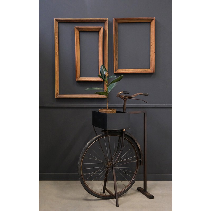 Vingegaard διακοσμητική πρόσοψη ποδηλάτου με κασπώ σε μαύρο αντικέ χρώμα 78x49x111 εκ
