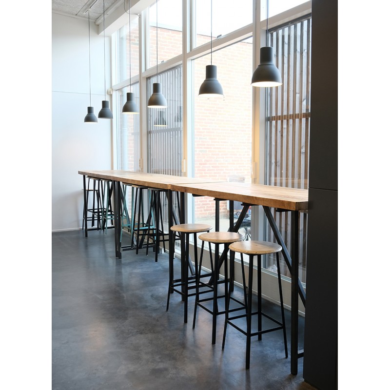 Ryan τραπέζι μπαρ με μαύρη μεταλλική βάση και επιφάνεια από ξύλο μάνγκο σε φυσική απόχρωση 170x70x110 εκ