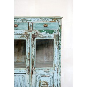 Ξύλινος μπουφές σε γαλάζια απόχρωση με δύο πόρτες με βιτρίνα και δύο συρτάρια 88x50x134 εκ