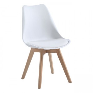 Martin καρέκλα με ξύλινα πόδια και pp κάθισμα σε λευκό χρώμα 48x56x82 εκ