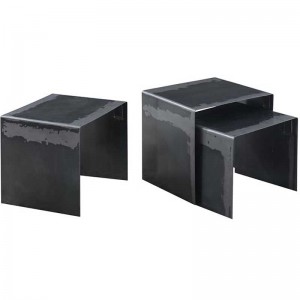 Iron σετ τρία μεταλλικά βοηθητικά τραπεζάκια σε μαύρο χρώμα
