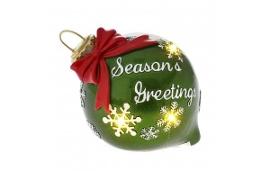 Διακοσμητική επιτραπέζια φωτιζόμενη χριστουγεννιάτικη μπάλα με σχέδια σε πράσινο χρώμα από πολυρεζίνη 12x12x13 εκ