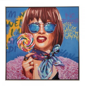 Ελαιογραφία πάνω σε τυπωμένο καμβά με κορνίζα σε ασημί χρώμα και θέμα γυναίκα σε μπλε φόντο 82x4x82 εκ
